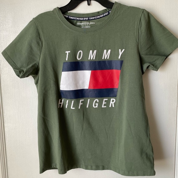 Two Tommy Hilfiger Women Shirts - Picture 2 of 9
